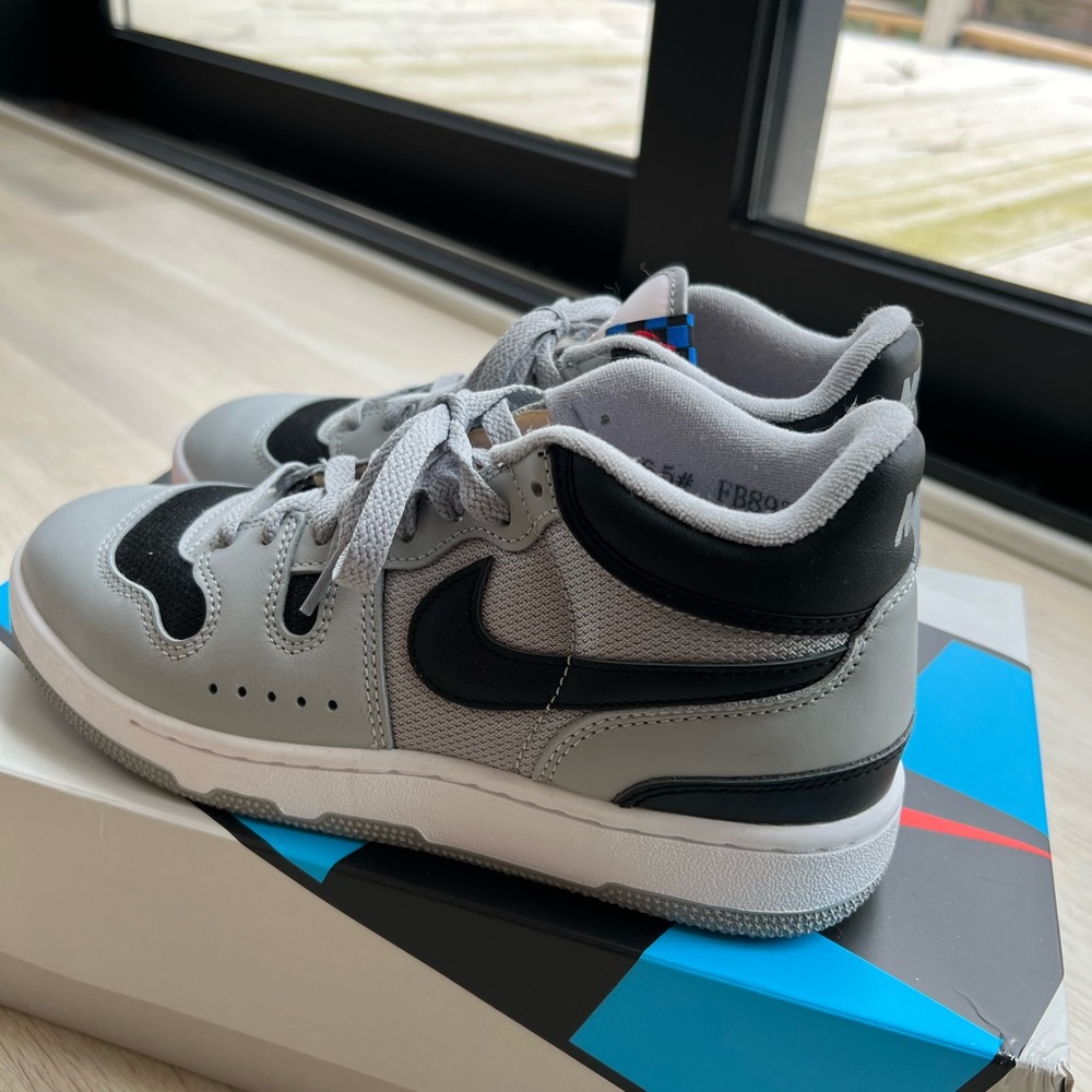 Nike Attack 6.5